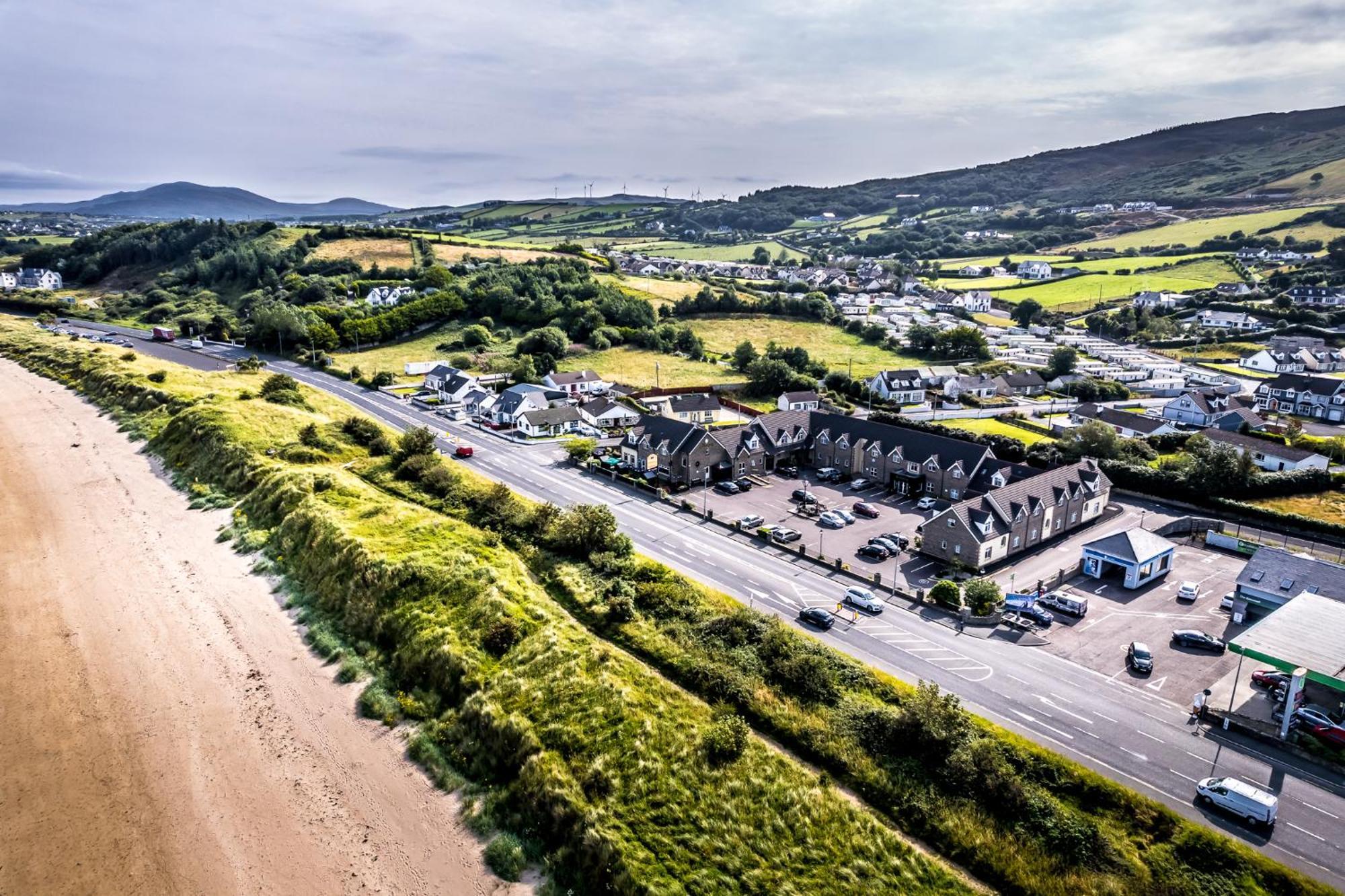 The Harbour Inn Buncrana Eksteriør billede